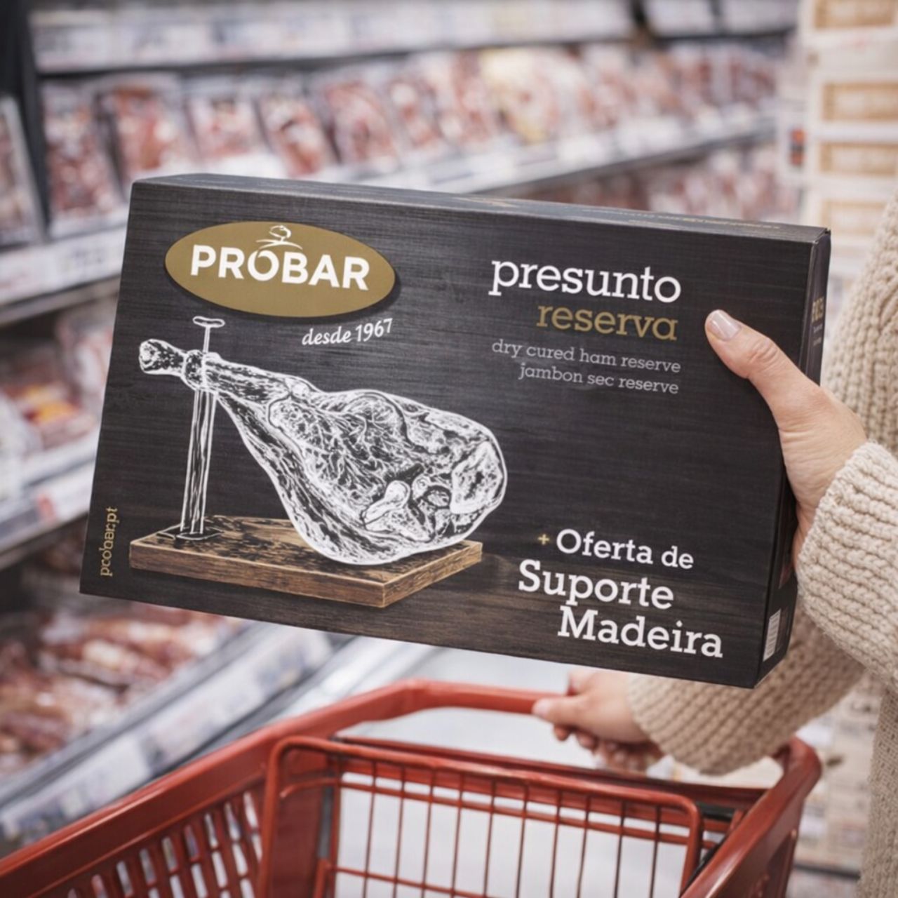 Presunto Reserva + Oferta de Suporte Madeira